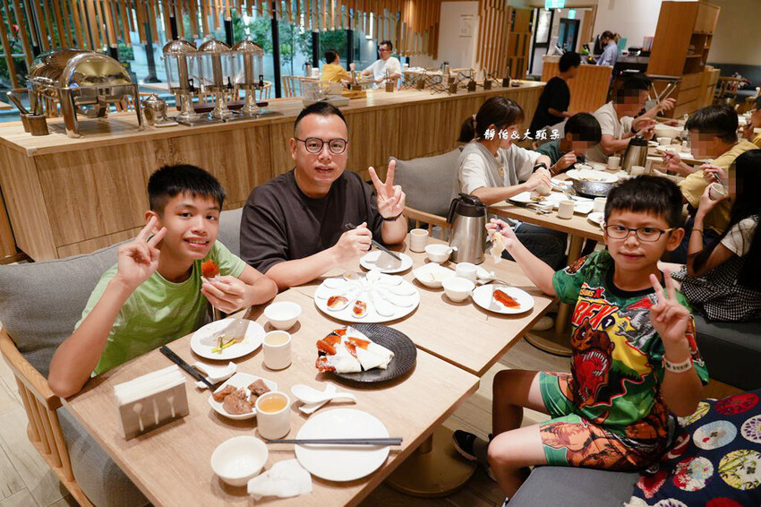 宜蘭礁溪福朋喜來登酒店，烤鴨五吃、無邊際泳池、兒童遊戲室，免