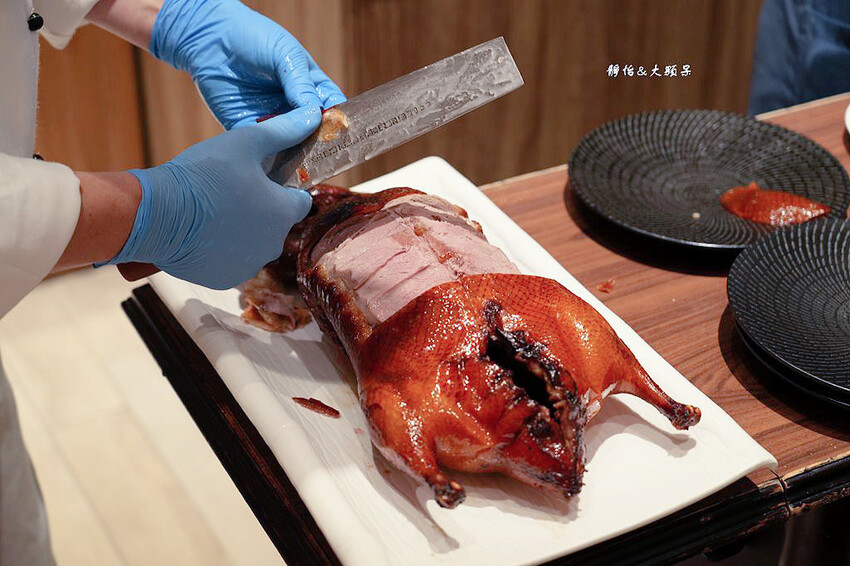 宜蘭礁溪福朋喜來登酒店，烤鴨五吃、無邊際泳池、兒童遊戲室，免