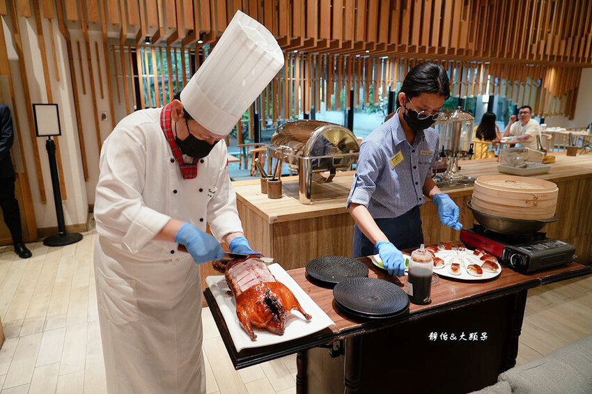 宜蘭礁溪福朋喜來登酒店，烤鴨五吃、無邊際泳池、兒童遊戲室，免