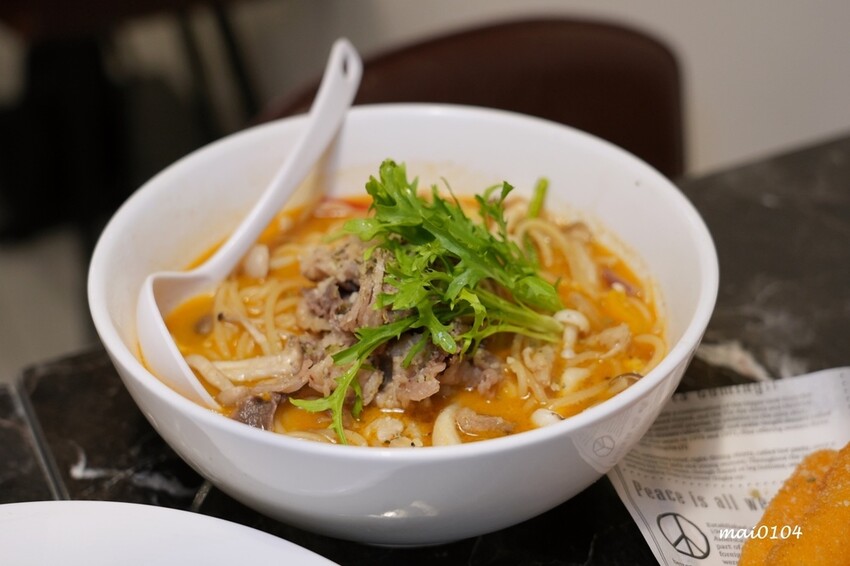 桃園義式餐廳推薦｜義饗屋di CaSa桃園統領店桃園統領店～平價義大利麵，依個人喜好口味搭配主菜、醬料，加7