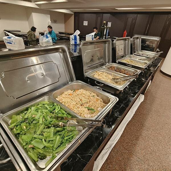 (台中/北區)友愛富豪國際大飯店，鄰近中華夜市&一中商圈，生活機能相當豐富