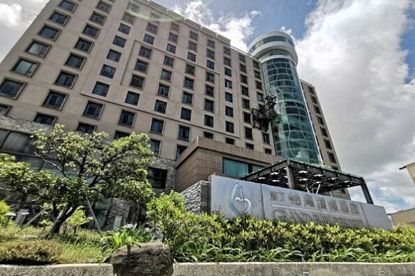 (台中/北區)友愛富豪國際大飯店，鄰近中華夜市&一中商圈，生活機能相當豐富