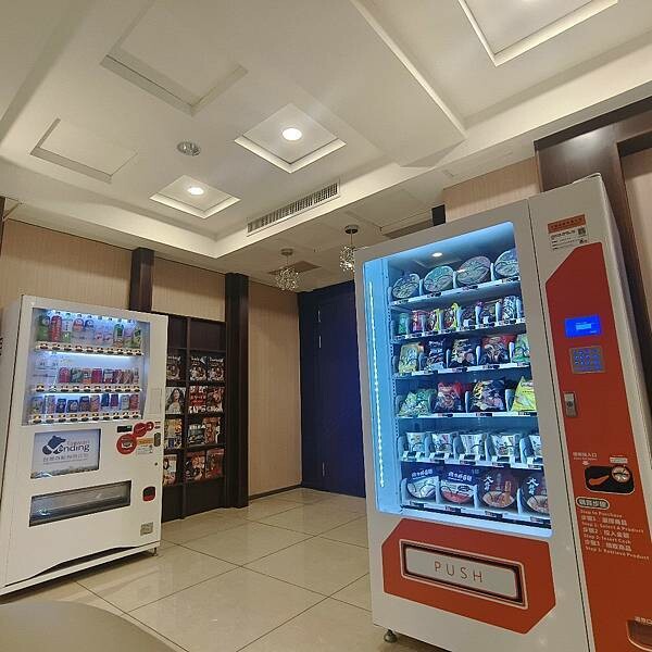 (台中/北區)友愛富豪國際大飯店，鄰近中華夜市&一中商圈，生活機能相當豐富