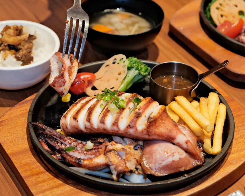 【林口牛排推薦】炙り庵ステーキ牛排～林口美味牛排、深海大魷魚