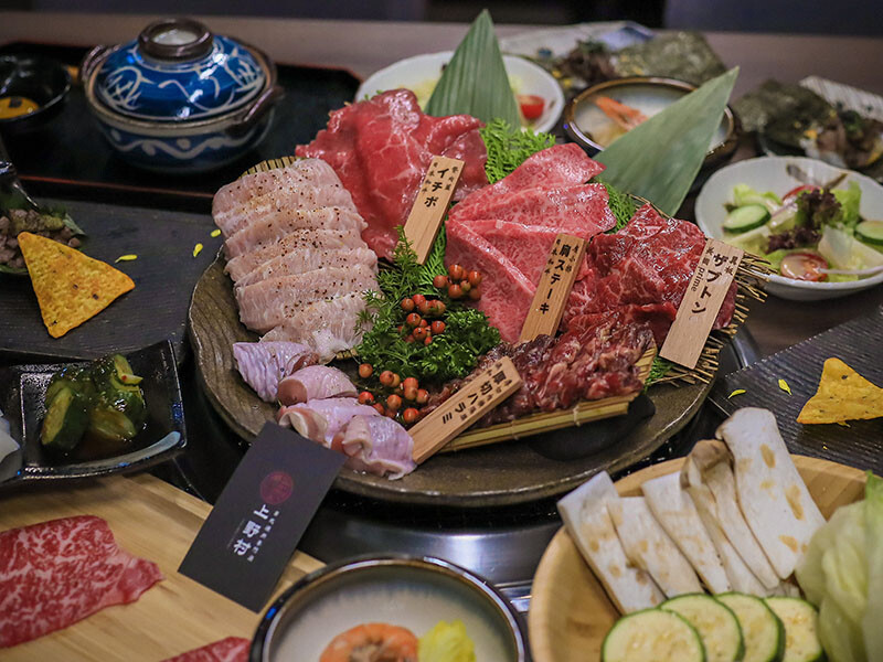 新竹上野村日式燒肉專門店 日本和牛、澳洲和牛套餐式燒肉 桌邊燒肉教學品味肉品完美肉質