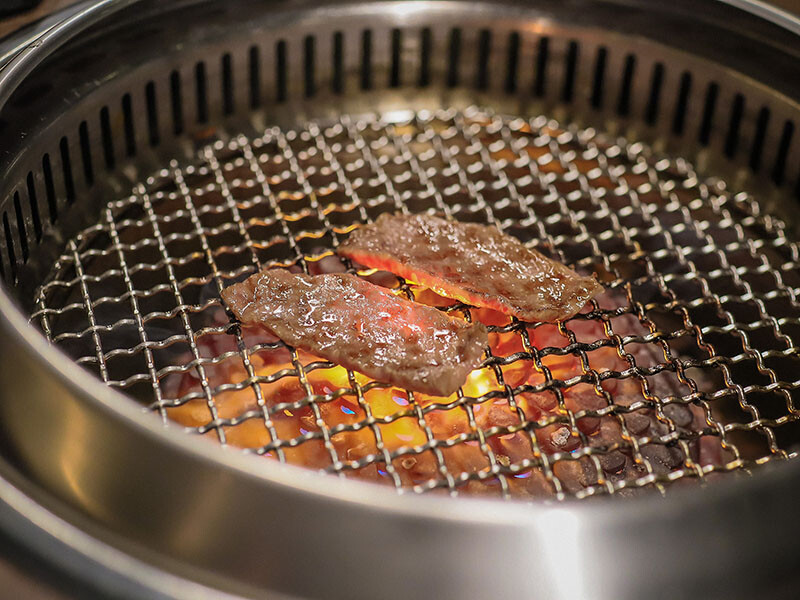 新竹上野村日式燒肉專門店 日本和牛、澳洲和牛套餐式燒肉 桌邊燒肉教學品味肉品完美肉質