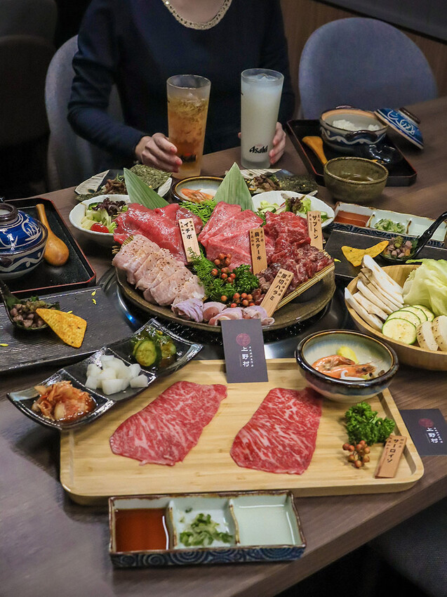 新竹上野村日式燒肉專門店 日本和牛、澳洲和牛套餐式燒肉 桌邊燒肉教學品味肉品完美肉質