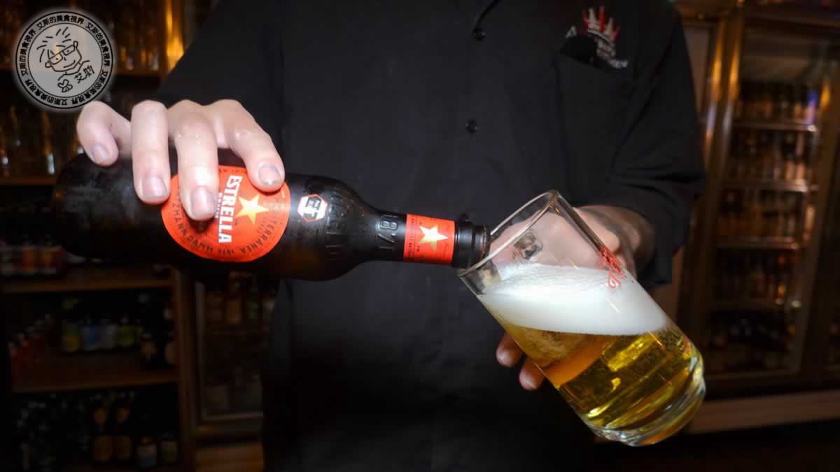 東區早午餐首選！ABV美式餐酒館台北最道地手工漢堡，美式烤肉美味爆棚。