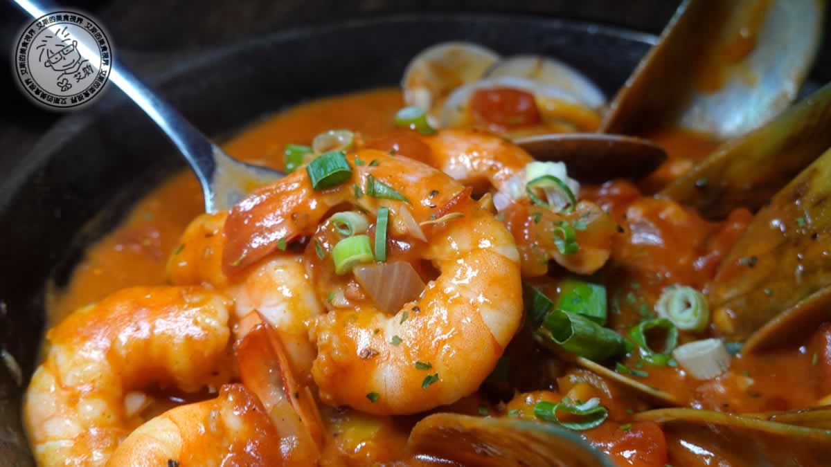 東區早午餐首選！ABV美式餐酒館台北最道地手工漢堡，美式烤肉美味爆棚。