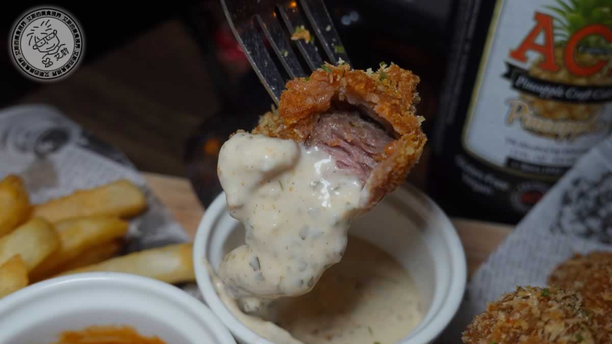 東區早午餐首選！ABV美式餐酒館台北最道地手工漢堡，美式烤肉美味爆棚。