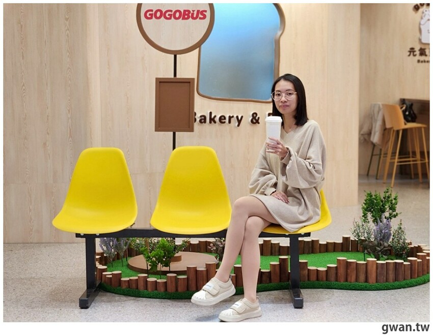 台中超人氣爆漿千層開新店啦!結合早午餐,還有新品買一送一