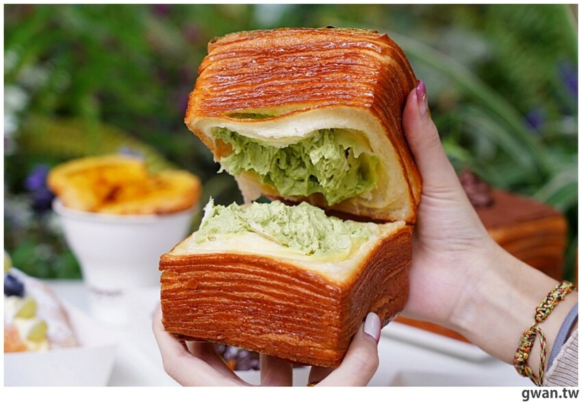 台中超人氣爆漿千層開新店啦!結合早午餐,還有新品買一送一