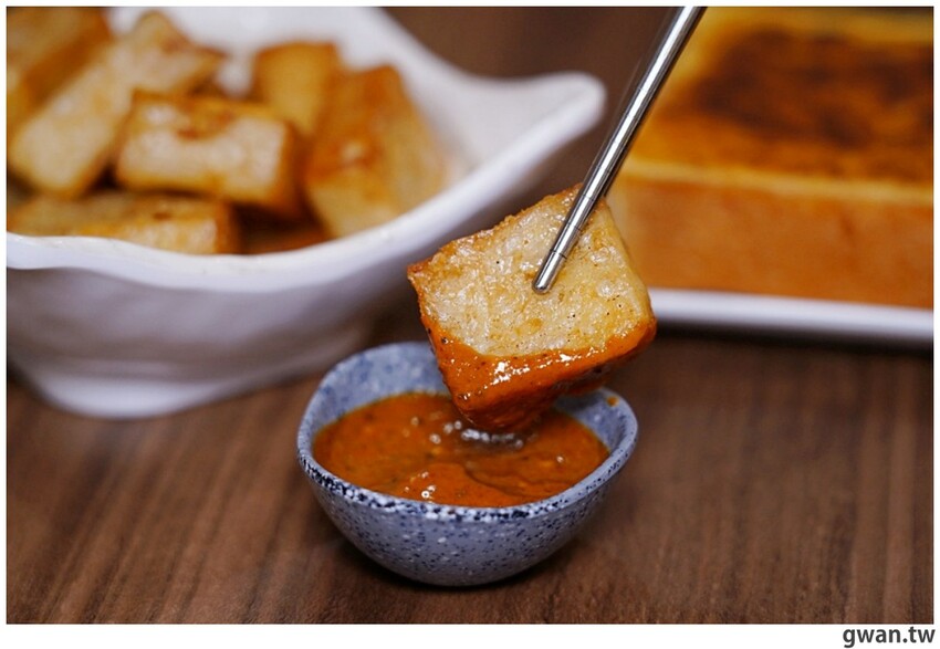 台中超人氣爆漿千層開新店啦!結合早午餐,還有新品買一送一