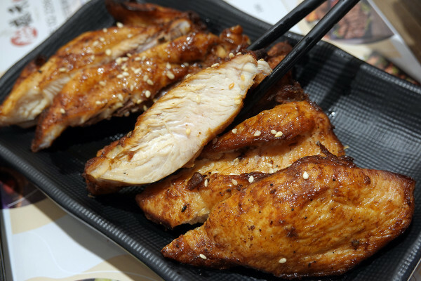 台北市中正區吃得好、吃得飽有古早味紅茶喝到飽還能續飯的飴盛禾烤定食，CP值爆表、物價飆漲也能吃出幸福感的便當店