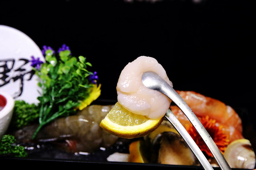 新竹火鍋推薦，浮誇系火鍋「六野鴛鴦鍋物」新開幕！頂級海鮮船水