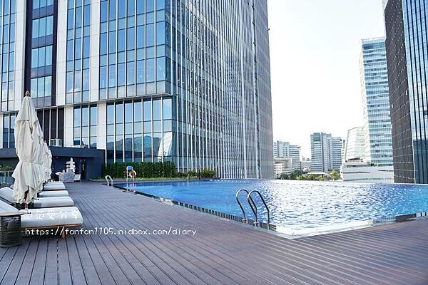 台北婚宴場地推薦【台北漢來大飯店宴會廳】天空森林戶外教堂|無邊際泳池|五星飯店婚宴場地|台北南港最美天際線 (39).JPG