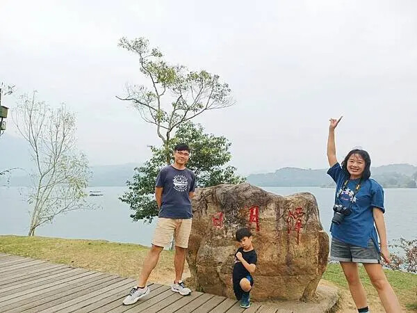 1272503.jpg 1272503.jpg