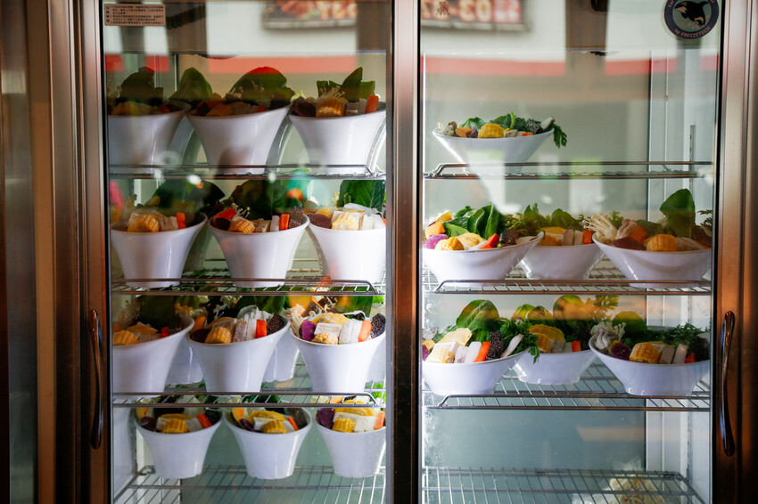 桃園市桃園區季節限定鍋底蒜香胡椒鍋新上市!超激省優惠券點主餐免費享用蛋餃or蔥香小丸子~滿額加送雪花牛肉．石二鍋