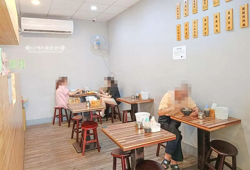 【中和美食】『賴桑透抽蚵仔麵線 中和店』近中和站/澎派浮誇麵