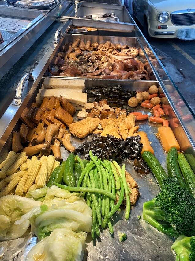 桂香坊冰糖醬滷味-北斗滷味⟩北斗奠安宮旁的好吃滷味，除了冷滷味外，還可以選擇爆炒滷味，配飯或是下酒菜都很合適-彰化北斗美食 @果果愛Fruitlove