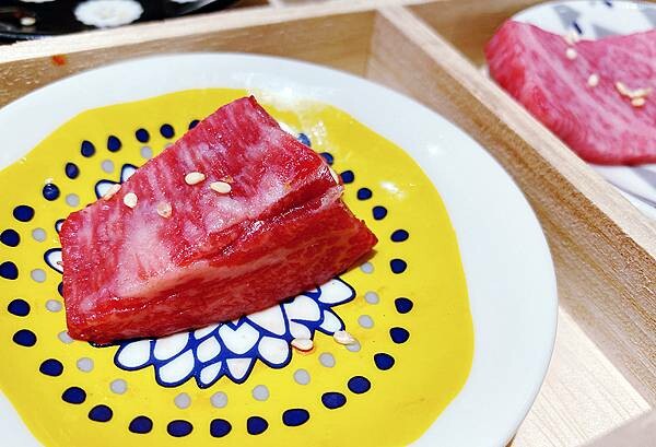 浜江燒肉│日本競標A5和牛整頭空運來台,和牛九宮格一頭入魂,一次品嘗九種部位,還有吃巧克力長大的日本巧克力翼板和牛,推薦吃過最厲害的和牛燒肉店,蘆洲燒肉推薦-80.jpg 浜江燒肉│日本競標A5和牛整頭空運來台,和牛九宮格一頭入魂,一次品嘗九種部位,還有吃巧克力長大的日本巧克力翼板和牛,推薦吃過最厲害的和牛燒肉店,蘆洲燒肉推薦-80.jpg