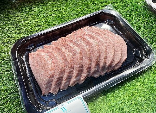 浜江燒肉│日本競標A5和牛整頭空運來台,和牛九宮格一頭入魂,一次品嘗九種部位,還有吃巧克力長大的日本巧克力翼板和牛,推薦吃過最厲害的和牛燒肉店,蘆洲燒肉推薦-106.jpg 浜江燒肉│日本競標A5和牛整頭空運來台,和牛九宮格一頭入魂,一次品嘗九種部位,還有吃巧克力長大的日本巧克力翼板和牛,推薦吃過最厲害的和牛燒肉店,蘆洲燒肉推薦-106.jpg