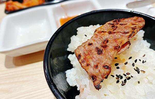 浜江燒肉│日本競標A5和牛整頭空運來台,和牛九宮格一頭入魂,一次品嘗九種部位,還有吃巧克力長大的日本巧克力翼板和牛,推薦吃過最厲害的和牛燒肉店,蘆洲燒肉推薦-61.jpg 浜江燒肉│日本競標A5和牛整頭空運來台,和牛九宮格一頭入魂,一次品嘗九種部位,還有吃巧克力長大的日本巧克力翼板和牛,推薦吃過最厲害的和牛燒肉店,蘆洲燒肉推薦-61.jpg