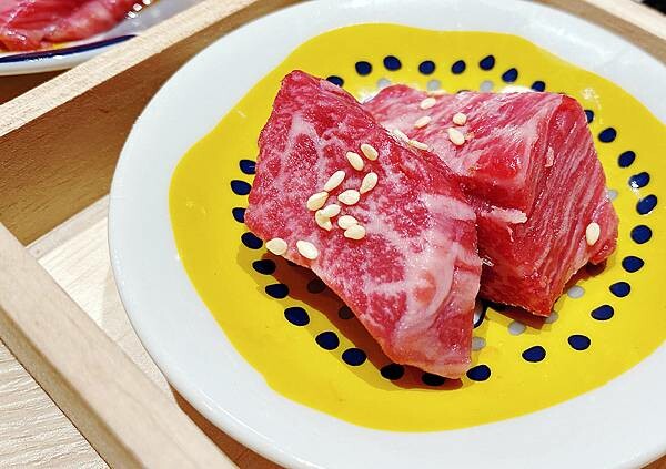 浜江燒肉│日本競標A5和牛整頭空運來台,和牛九宮格一頭入魂,一次品嘗九種部位,還有吃巧克力長大的日本巧克力翼板和牛,推薦吃過最厲害的和牛燒肉店,蘆洲燒肉推薦-32.jpg 浜江燒肉│日本競標A5和牛整頭空運來台,和牛九宮格一頭入魂,一次品嘗九種部位,還有吃巧克力長大的日本巧克力翼板和牛,推薦吃過最厲害的和牛燒肉店,蘆洲燒肉推薦-32.jpg