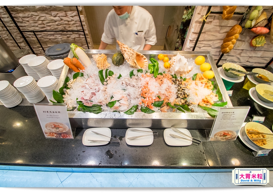 食尚Buffet月,吃到飽,高雄君鴻國際酒店,85百匯栢麗自助餐廳,招牌烤牛肉,蒙古烤肉,現點海鮮粥,精選主廚甜點,百樣餐點無限續盤 - 大胃米粒 DAVID & MILLY