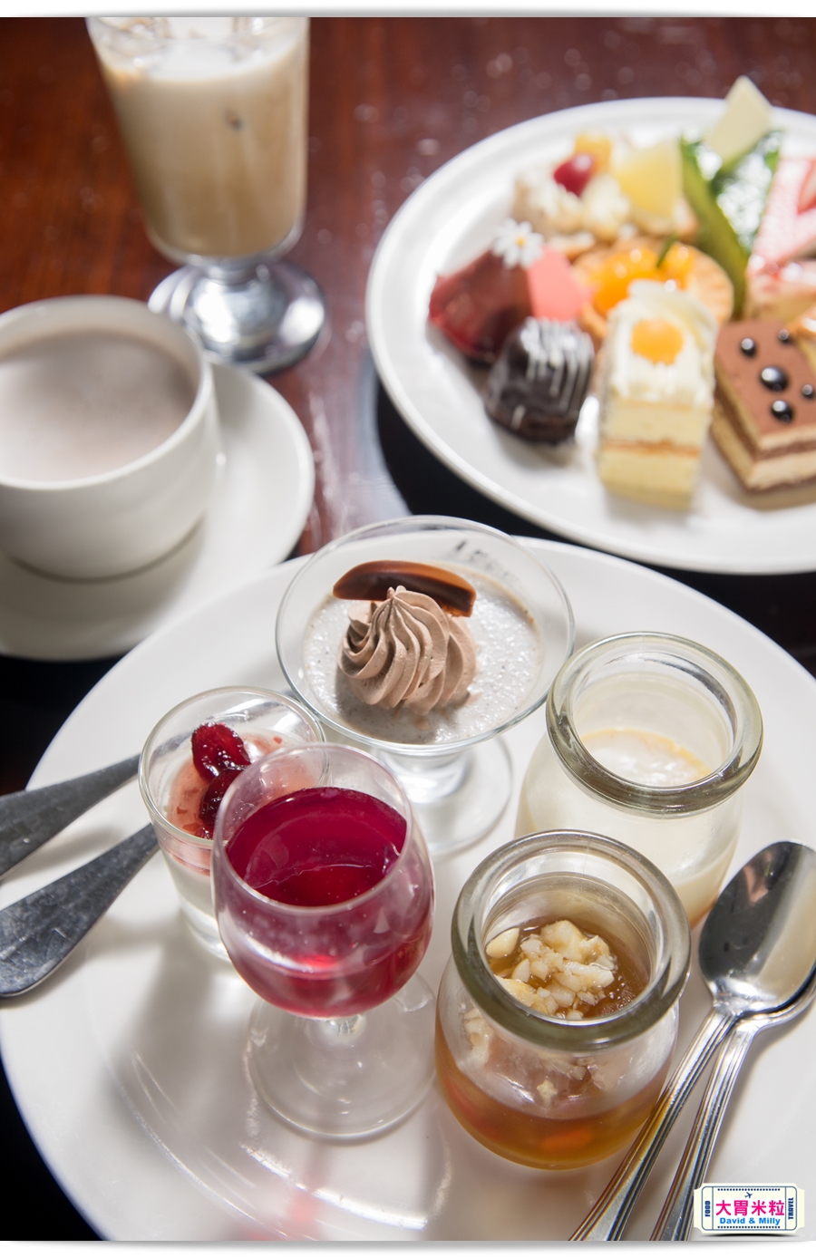 食尚Buffet月,吃到飽,高雄君鴻國際酒店,85百匯栢麗自助餐廳,招牌烤牛肉,蒙古烤肉,現點海鮮粥,精選主廚甜點,百樣餐點無限續盤 - 大胃米粒 DAVID & MILLY