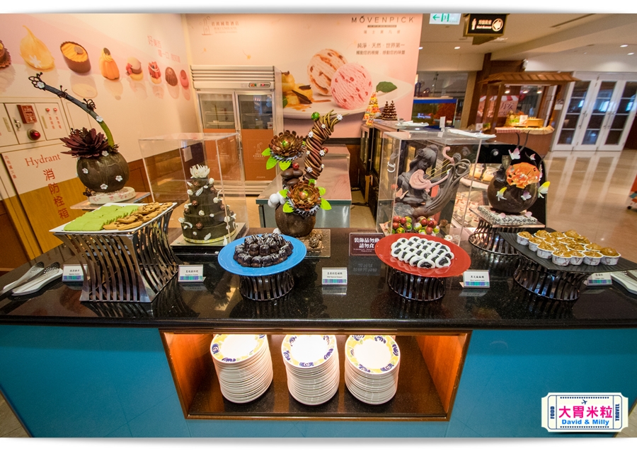 食尚Buffet月,吃到飽,高雄君鴻國際酒店,85百匯栢麗自助餐廳,招牌烤牛肉,蒙古烤肉,現點海鮮粥,精選主廚甜點,百樣餐點無限續盤 - 大胃米粒 DAVID & MILLY