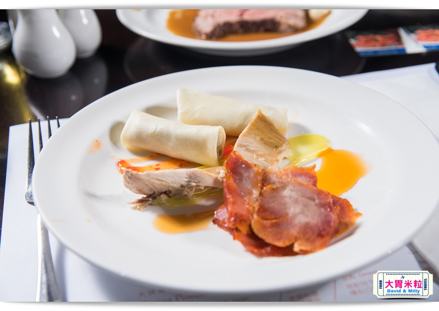 食尚Buffet月,吃到飽,高雄君鴻國際酒店,85百匯栢麗自助餐廳,招牌烤牛肉,蒙古烤肉,現點海鮮粥,精選主廚甜點,百樣餐點無限續盤 - 大胃米粒 DAVID & MILLY