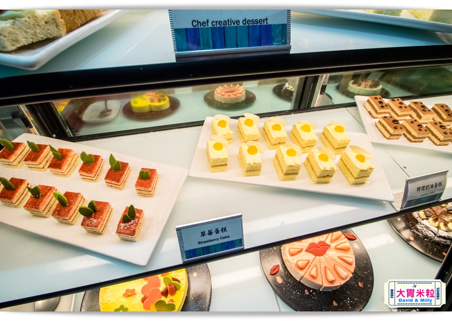 食尚Buffet月,吃到飽,高雄君鴻國際酒店,85百匯栢麗自助餐廳,招牌烤牛肉,蒙古烤肉,現點海鮮粥,精選主廚甜點,百樣餐點無限續盤 - 大胃米粒 DAVID & MILLY