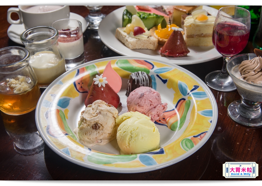 食尚Buffet月,吃到飽,高雄君鴻國際酒店,85百匯栢麗自助餐廳,招牌烤牛肉,蒙古烤肉,現點海鮮粥,精選主廚甜點,百樣餐點無限續盤 - 大胃米粒 DAVID & MILLY