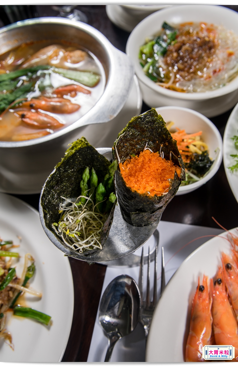 食尚Buffet月,吃到飽,高雄君鴻國際酒店,85百匯栢麗自助餐廳,招牌烤牛肉,蒙古烤肉,現點海鮮粥,精選主廚甜點,百樣餐點無限續盤 - 大胃米粒 DAVID & MILLY