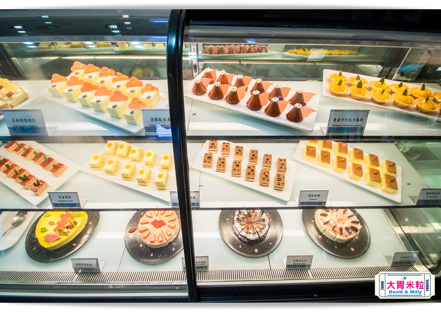 食尚Buffet月,吃到飽,高雄君鴻國際酒店,85百匯栢麗自助餐廳,招牌烤牛肉,蒙古烤肉,現點海鮮粥,精選主廚甜點,百樣餐點無限續盤 - 大胃米粒 DAVID & MILLY