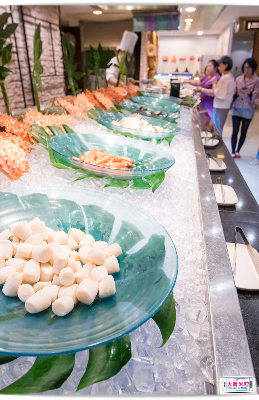 食尚Buffet月,吃到飽,高雄君鴻國際酒店,85百匯栢麗自助餐廳,招牌烤牛肉,蒙古烤肉,現點海鮮粥,精選主廚甜點,百樣餐點無限續盤 - 大胃米粒 DAVID & MILLY