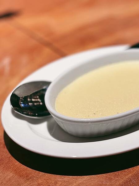 台北市松山區松山區美食-----氣氛輕鬆餐點美味的小酒館莉莉可可LilyCoco