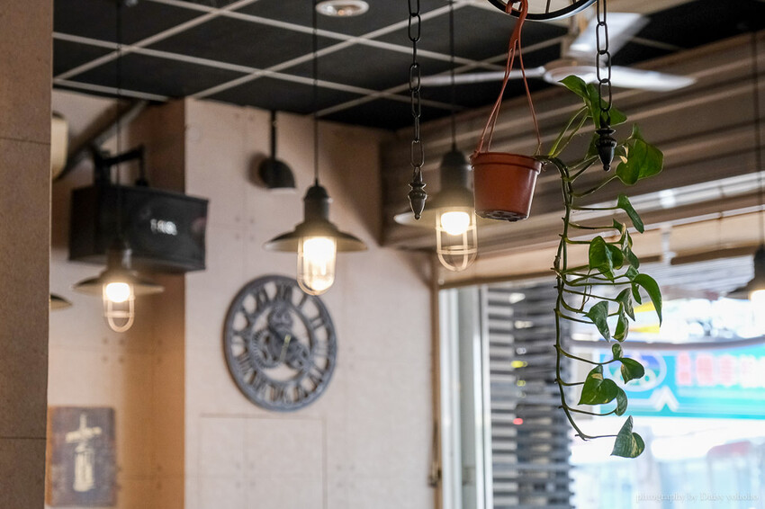 嘉義川菜料理》聚椒點川味坊，一個人也可以吃的酸菜魚鍋！來自四川的道地辛香料