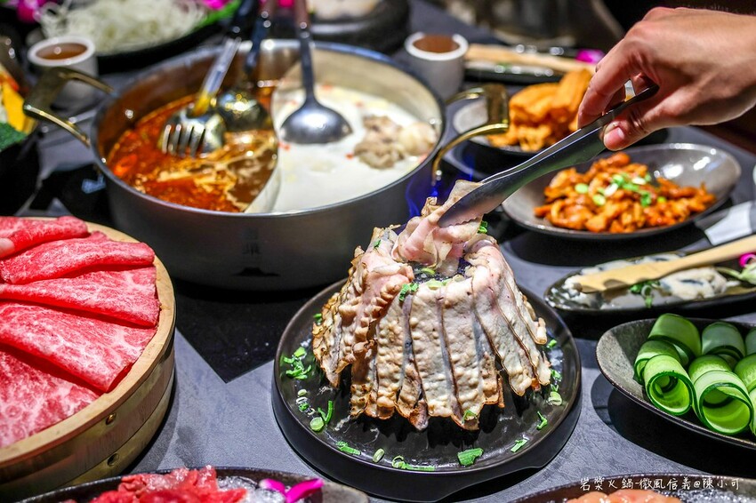 台北市信義區【台北火鍋】岩漿火鍋微風信義店，麻辣鴨血豆腐免費續！捷運市政府美食
