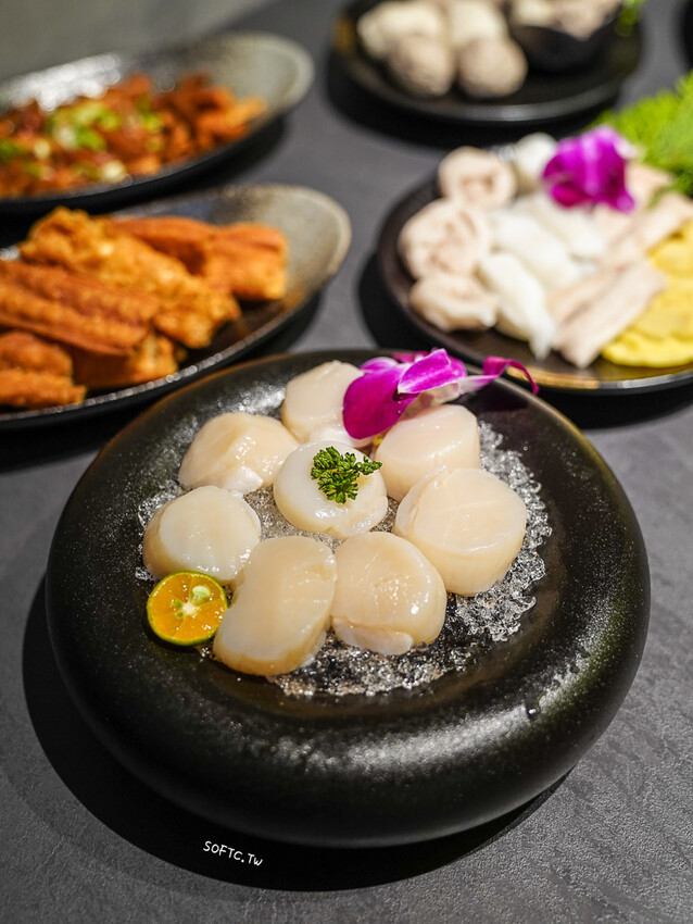 台北市信義區餐廳推薦 「岩漿火鍋-微風信義店」最強鴛鴦鍋!鍋底無限續加，大骨都可續 - 軟西，遊記