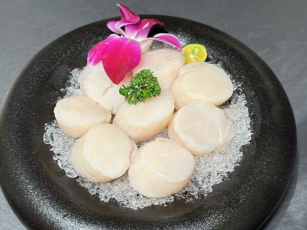 台北市信義區[信義區美食] 岩漿火鍋 微風信義店 信義區最強麻辣鍋 火焰炙燒豬配古法熬製湯頭 #市政府站美食 @蛋寶趴趴go