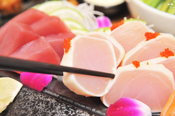 猛 海鮮燒烤番屋！傳說中的生猛海鮮料理，在台中市區重現，鮮蚵