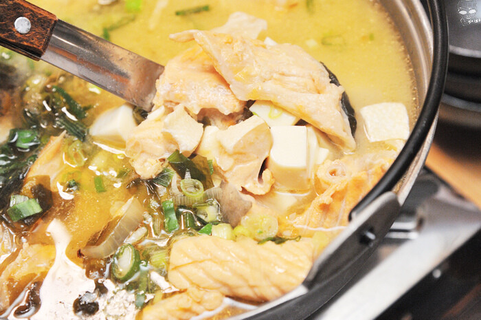 猛 海鮮燒烤番屋！傳說中的生猛海鮮料理，在台中市區重現，鮮蚵