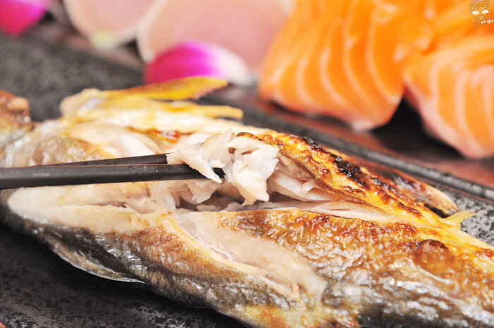 猛 海鮮燒烤番屋！傳說中的生猛海鮮料理，在台中市區重現，鮮蚵