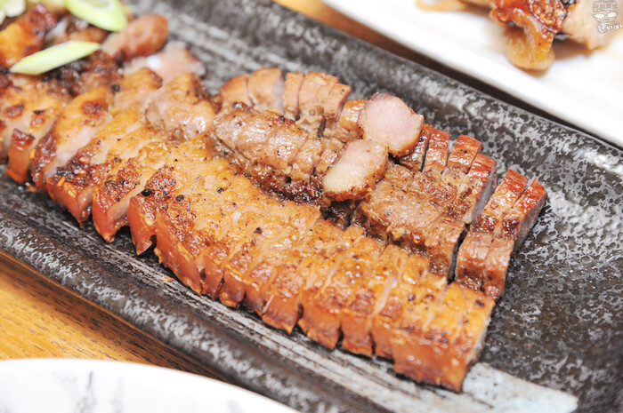 猛 海鮮燒烤番屋！傳說中的生猛海鮮料理，在台中市區重現，鮮蚵