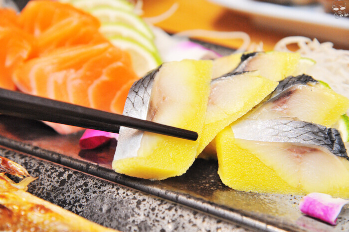 猛 海鮮燒烤番屋！傳說中的生猛海鮮料理，在台中市區重現，鮮蚵