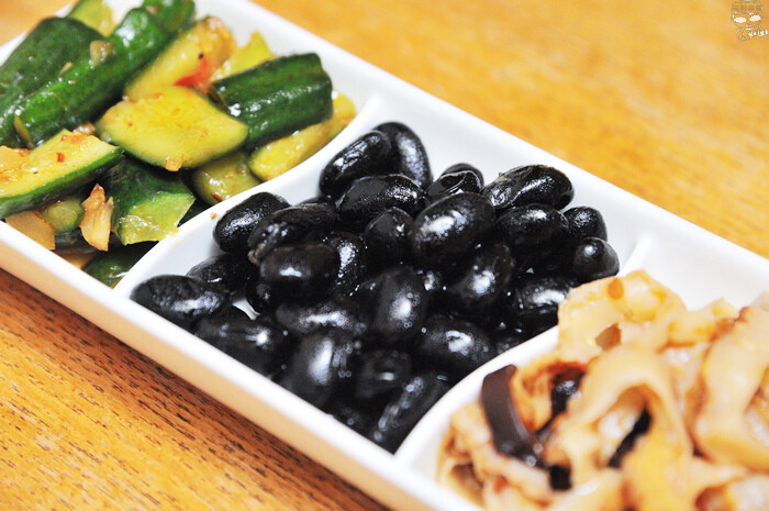 猛 海鮮燒烤番屋！傳說中的生猛海鮮料理，在台中市區重現，鮮蚵