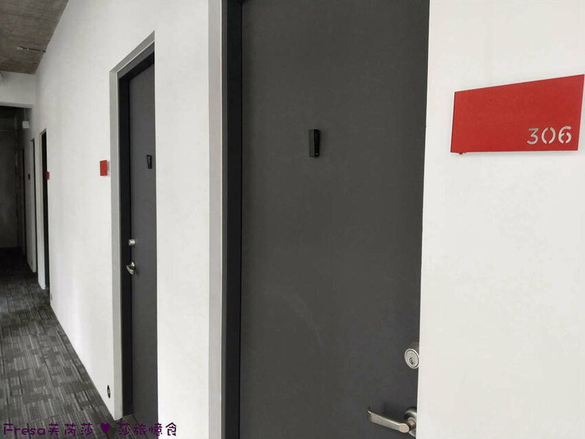 台中市西區台中飯店【嬉行旅】草悟道人氣森林系渡假飯店.綠植大廳拍好拍滿.獨特的陽台衛浴空間│勤美誠品│審計新村