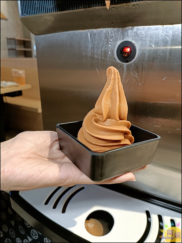 築崎火鍋。台中吃到飽火烤兩吃220元起!海陸吃到飽太享受.還有糖葫蘆烤串也太可愛了-商妮吃喝遊樂